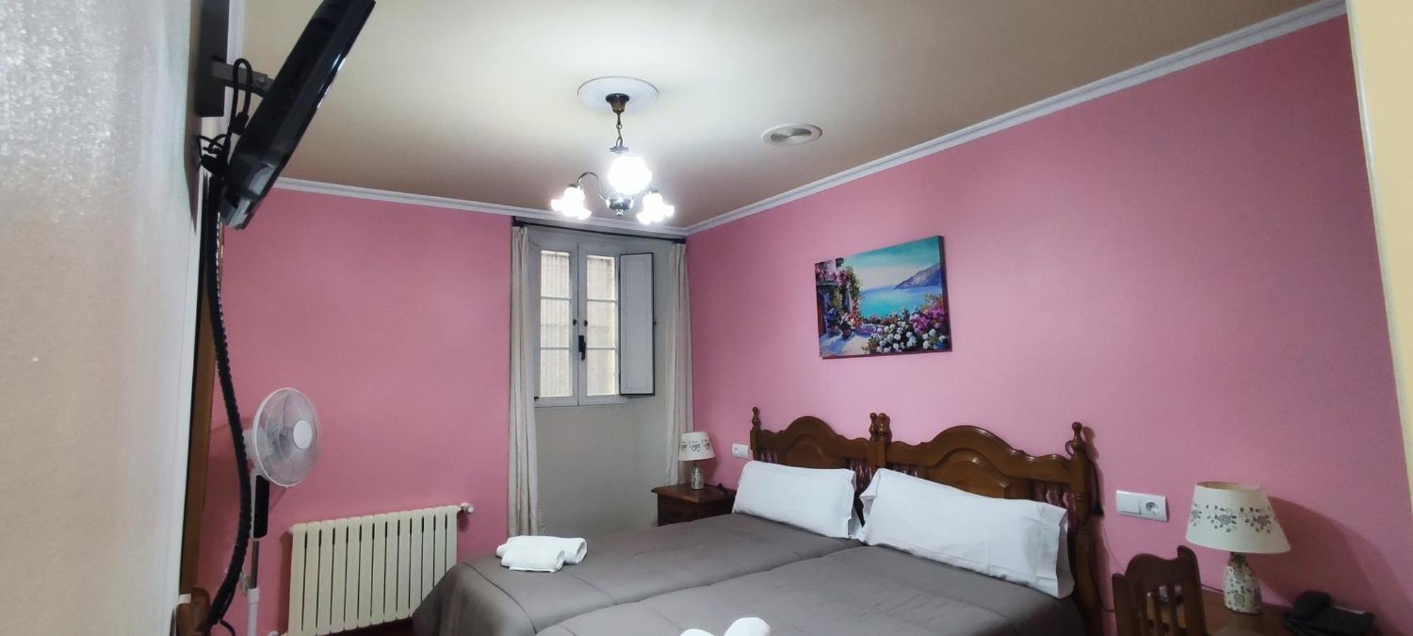 Pico Sacro I Hostal-Pension Santiago De Compostela Room photo