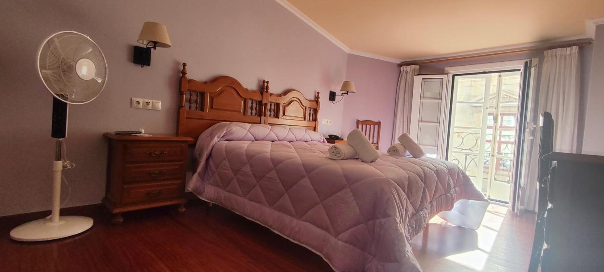 Pico Sacro I Hostal-Pension Santiago De Compostela Room photo