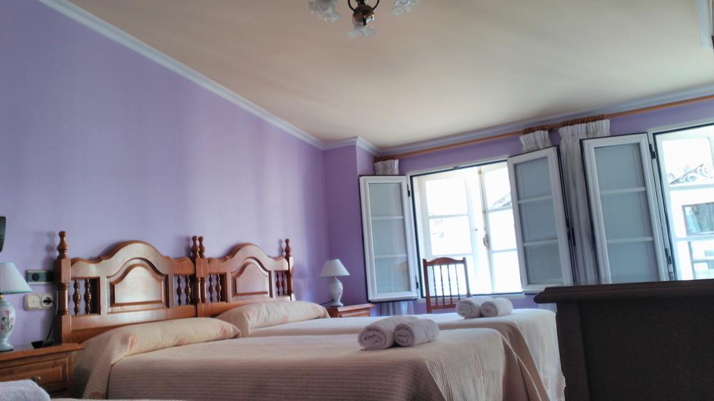 Pico Sacro I Hostal-Pension Santiago De Compostela Exterior photo