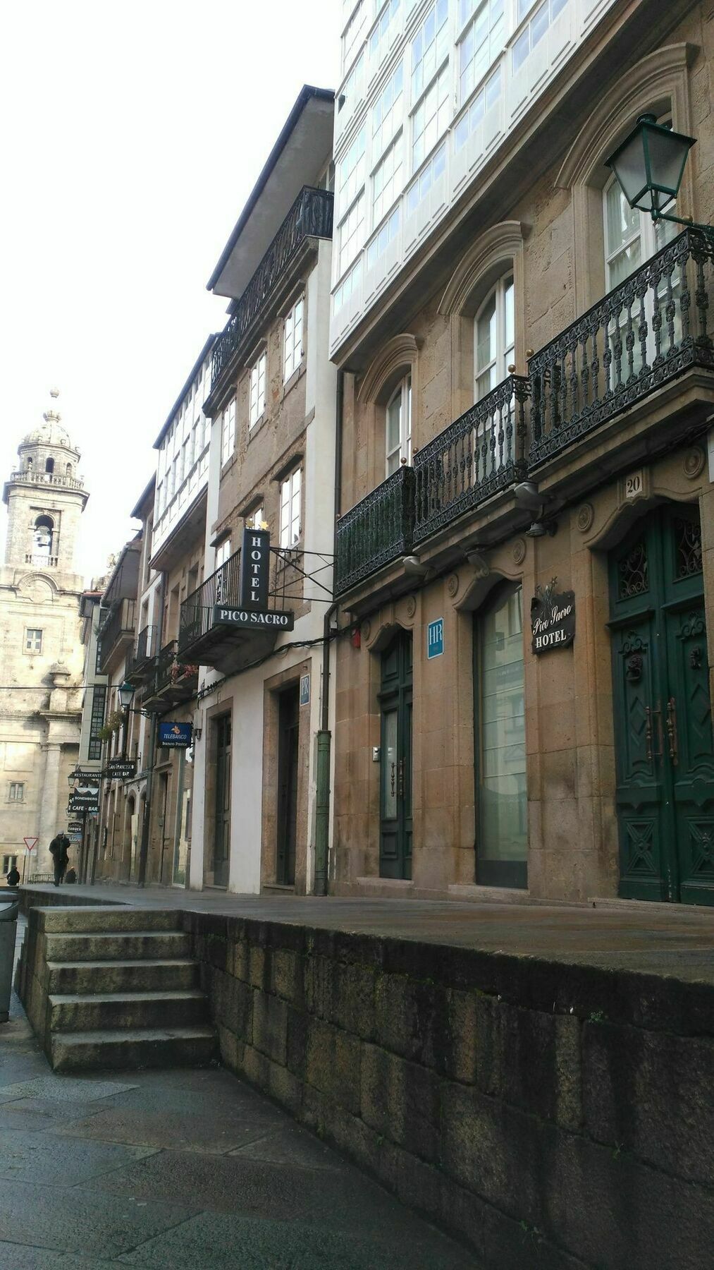 Pico Sacro I Hostal-Pension Santiago De Compostela Exterior photo
